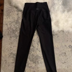 Beyond Yoga Black Snakeskin Leggings